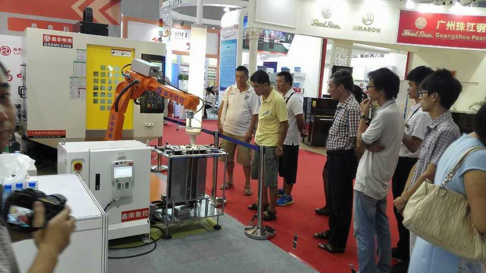 �{����С mmexport1440737357785.jpg